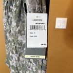 WIT & WISDOM smocked waist high rise pull on shorts moon rock Size Small Green Photo 4