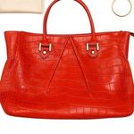 Giudit Rouge Red Crocodile Photo 1