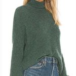 Lovers + Friends  Independent Sweater in Evergreen Large Photo 0