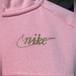 Nike Women's Half-Zip Sweatshirt Photo 5