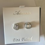 New Artemesia plated Crystal stud earrings Gift Boxed Photo 3
