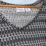 Nicole Miller Linen Black & White Cap Sleeve V Neck Loose Fit Blouse Lg Photo 2