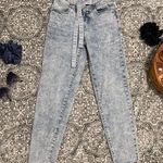 SO High Rise Mom Jeans  Clothing Size 1 Photo 0