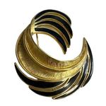 Trifari Gold Tone Black Enamel Brooch Signed Photo 0