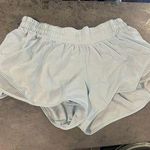 Lululemon Hotty Hot Short 2.5” Photo 0