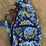 Vera Bradley 🆕‎ Lighten Up Sling, Charmont Meadow NWOT Photo 0