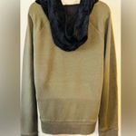 Bebe Women’s olive green Black velvet Sweatshirt Hoodie Photo 6