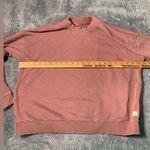 Vuori  pink crew neck sweatshirt medium Photo 6