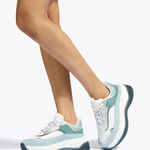 Kurt Geiger  Kensington Pump Sneaker Size US 7.5 Photo 0