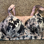 Cacique  Black and White Patterned Sports Bra Photo 0