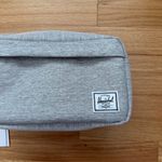 Herschel Supply Company NEW Herschel Supply Co Chapter Travel Bag 5L in Light Gray Crosshatch Photo 2