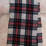 Highland Home Industries 100% LambsWool Plaid Tartan All Wool Throw Scarf/Ascot Red Photo 0