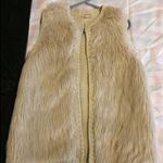 Eyeshadow  fur vest Photo 0