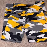 Forever 21  Athletic Leggings camo Photo 2