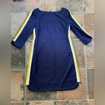 Vince Camuto  Navy Blue Shift Dress With Yellow and White Side Stripe Sz 4 Photo 4
