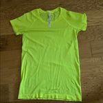 Lululemon - 8 - Bright Yellow T-Shirt Photo 0