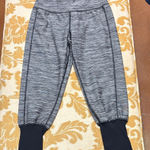 Kyodan  Black and Gray capri Joggers no peeling. Very good condition Photo 0