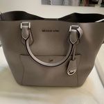 Michael Kors Micheal Kors Purse Photo 0