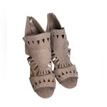Qupid Boutique faux leather boho laser‎ cut open toe heels 9 Photo 4