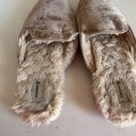 Birdies  The Phoebe tan velvet faux fur mules size 6.5 Photo 4
