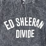 Ed Sheeran Divide Tour small acid wash grey pullover hoodie concert distressed Gray Photo 2