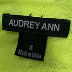 Audrey Ann neon yellow sweater with grommets / S / Excellent condition Photo 8