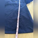 FIGS women’s Catarina One Pocket Scrub Top Navy Blue Classic V-Neck medium Photo 6