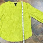 Investments  Women’s Textured Green Leaf Blouse Medium Photo 5