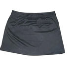 IZOD  Women's Skort‎ Golf Skirt Tennis Black XFG Golf Tees Holder Size 8 Photo 3