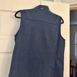 Vineyard Vines  Navy Vest Size Medium Photo 2