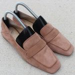 Vince Camuto  Women’s Emenlyn Tortilla Suede Loafers Sz 8 Photo 3