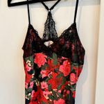 Body Touch Women's Red Floral Black Lace Silky Robe & Mini Slip Set Size Medium Photo 3