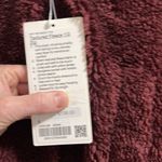 Lululemon Brand new coat Photo 2