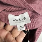 Le lis NEW  Bodysuit Women’s M Ribbed Short Sleeve Stretch Basic Layering Photo 4