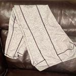 Tek Gear leggings - heather gray w/black trim - Large Photo 0