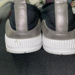 Easy Spirit EASY SPIRT Women's SIZE 9.5Black silver accent Slip-On Shoes. Comfort shoe GUC Photo 4