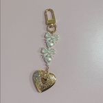 Gold Heart and Pearl Bow Keychain Photo 1