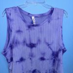 Lululemon T-Shirt Photo 0