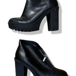 Mossimo Supply Co Women’s . Chunky Zipper Moto Ankle High Heel Boots Size 9.5 Photo 0