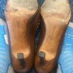 Manolo Blahnik 39.5 Brown tan Leather Women's Shoes heels pumps Photo 3