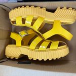 Sorel Ona Fisherman Sandals Yellow Ray Pilsner Leather Platform Size 9 NWT Photo 2