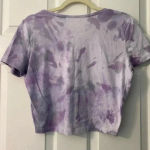 Wild Fable  tie dye cropped v neck t shirt white purple faded look size‎ L Photo 1