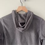 The North Face  Gray Fleece Hoodie Jacket Full Zip Long Sleeve Pockets Drawstring Photo 4