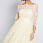 Chi Chi London NWT Gilded Grace Lace Dress Size 4 in Champagne Photo 0