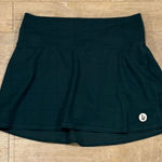 Vuori  VOLLEY SKIRT Green Size Medium Photo 0