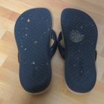 Vionic Black Sally Leather Thong Sandal Flip Flop Toe Post - Size 9 Photo 6