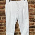 st. john's bay White Flat Front Capri Cropped Pants Women's Size 8 Photo 0