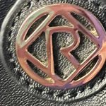 Relic  WOMENS BLACK CROSSBODY PURSE ADJUSTABLE STRAP MULTI POCKETS ZIP CLOSURE Photo 4