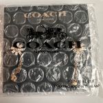 Coach NWT Daisy Dangle Drop Stud Earrings in Gold Photo 5