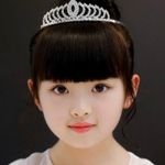 Silver tone Rhinestone Tiara Photo 4